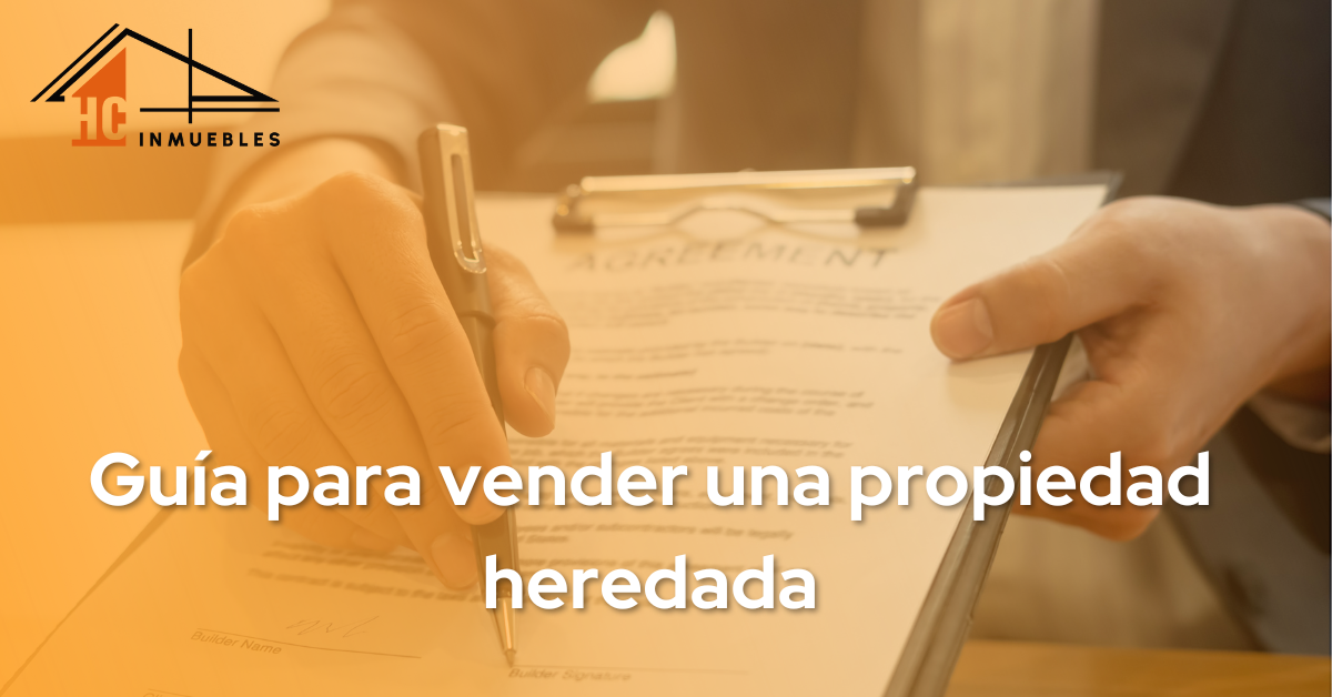 persona señalando el lugar de la firma en unas escrituras